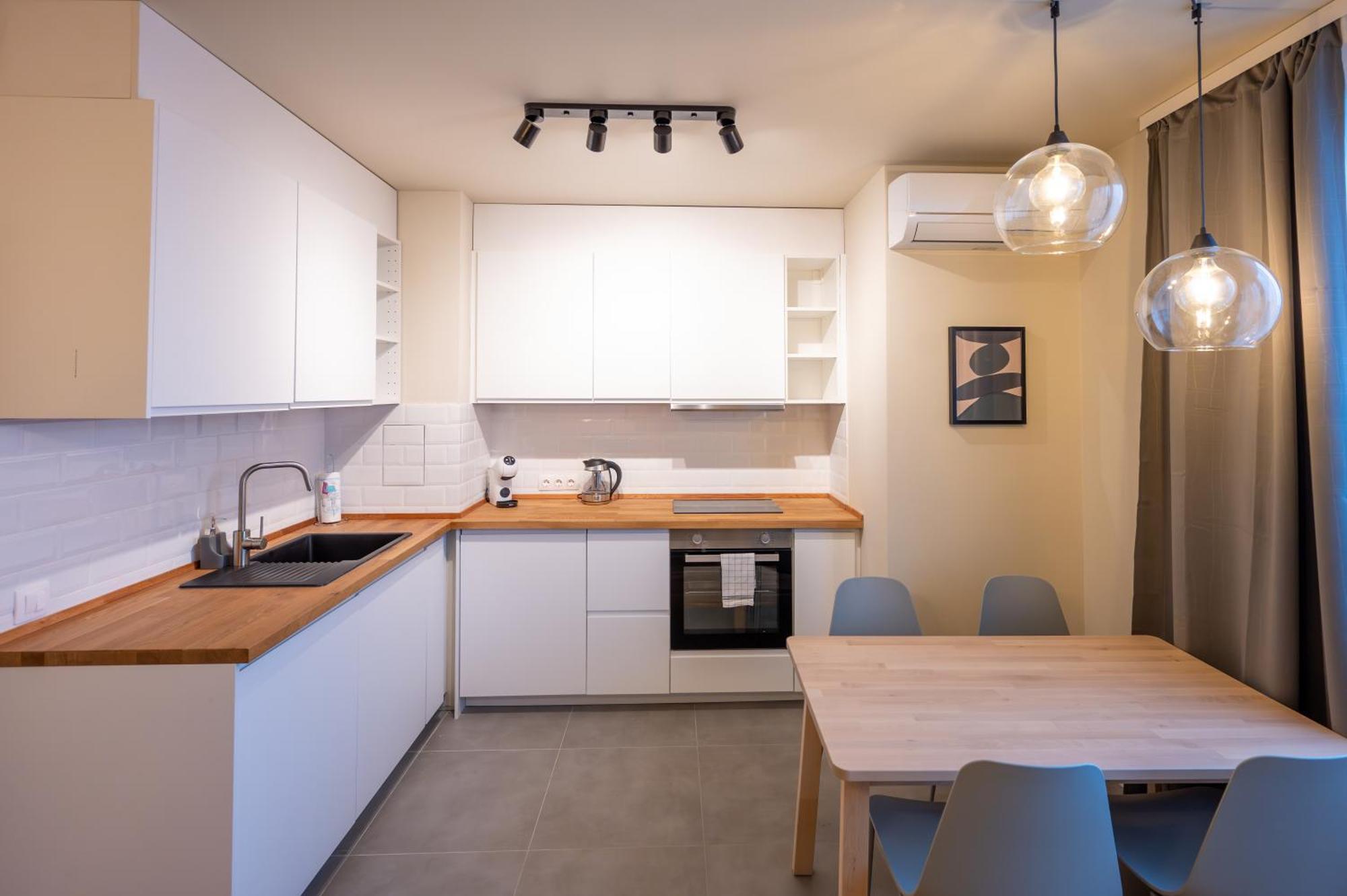 Design 1Bdr Apartment Near City Center София Екстериор снимка