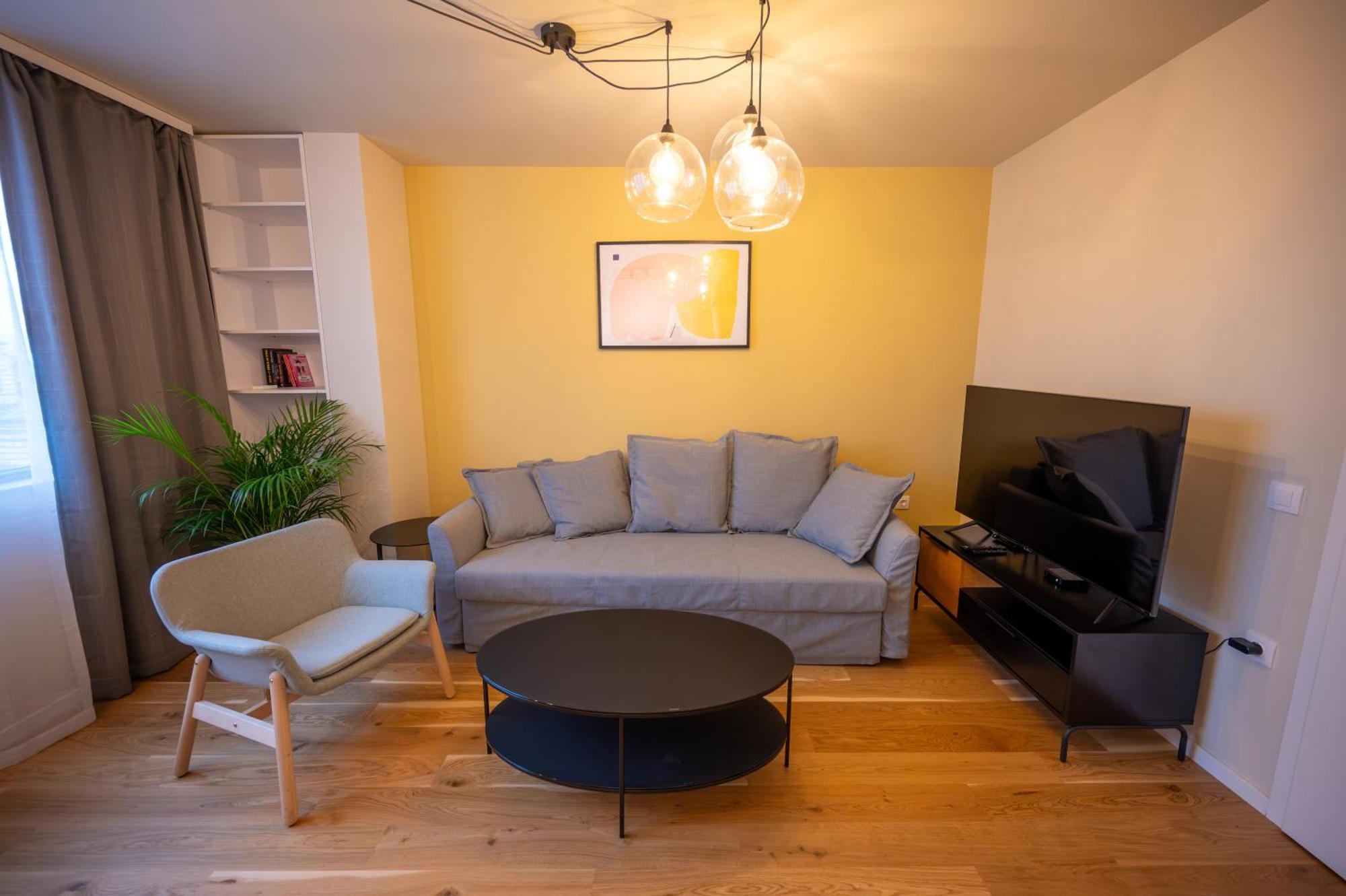 Design 1Bdr Apartment Near City Center София Екстериор снимка