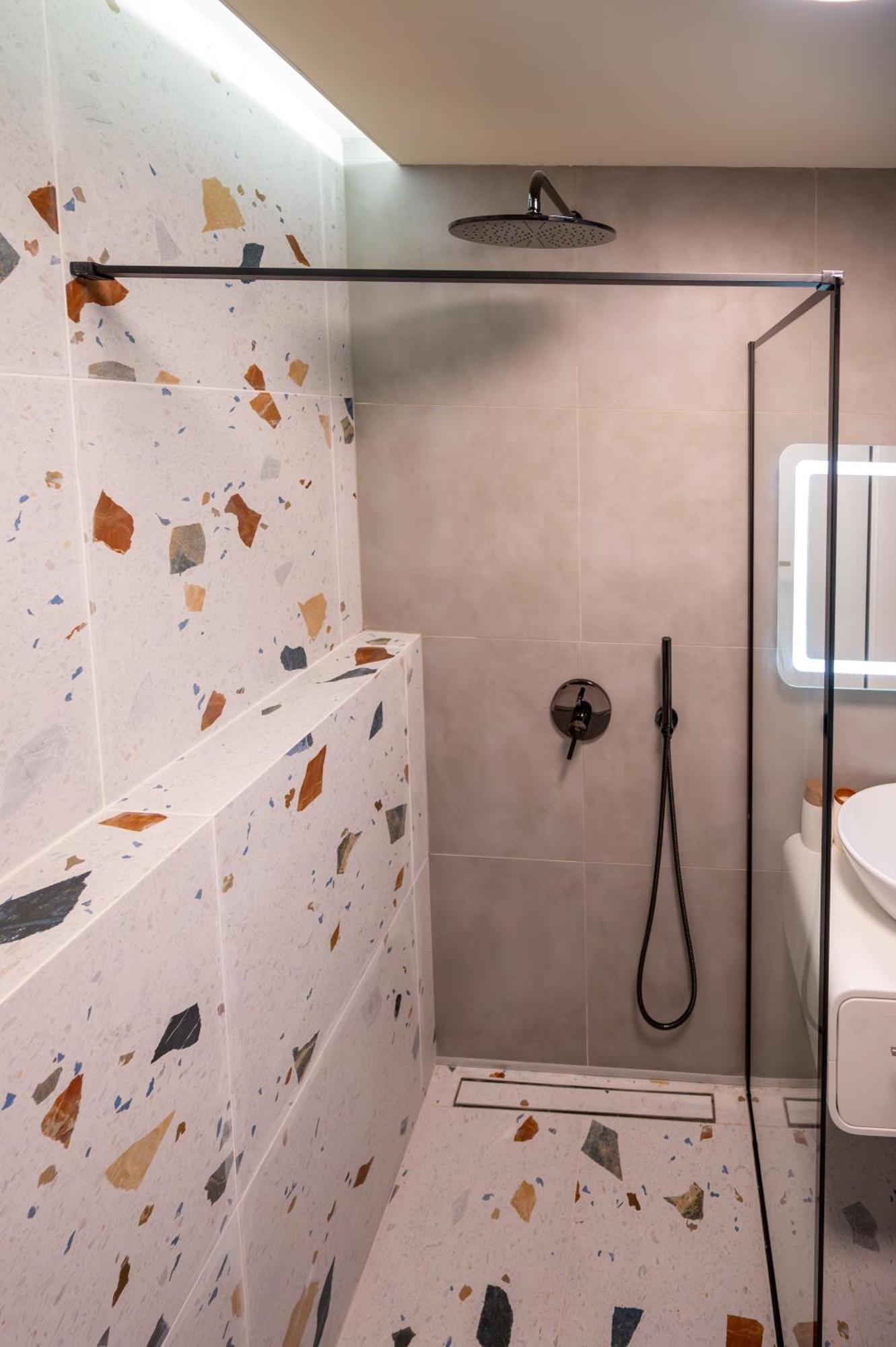 Design 1Bdr Apartment Near City Center София Екстериор снимка