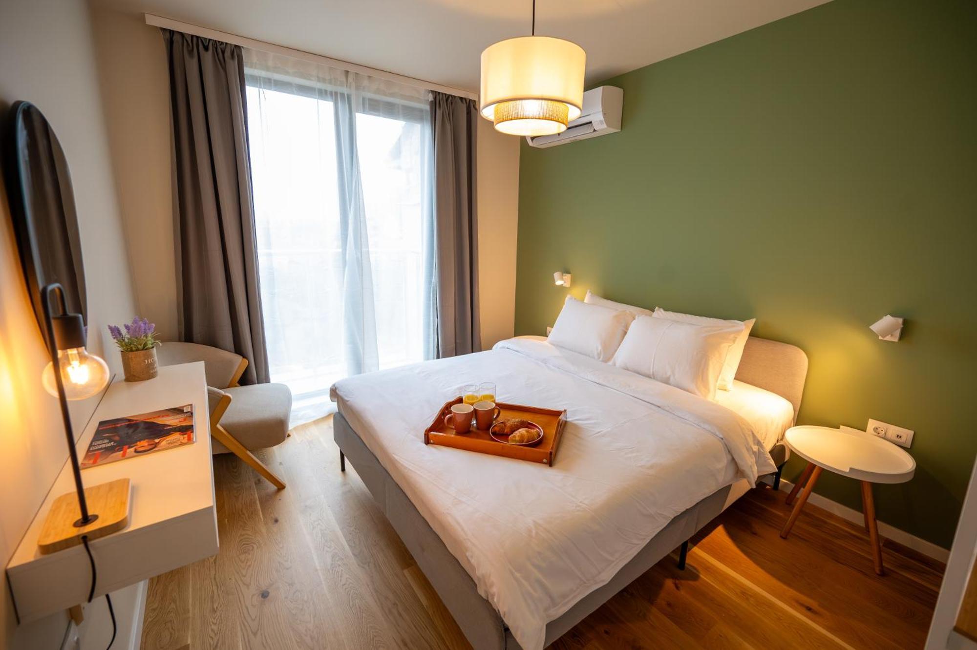 Design 1Bdr Apartment Near City Center София Екстериор снимка